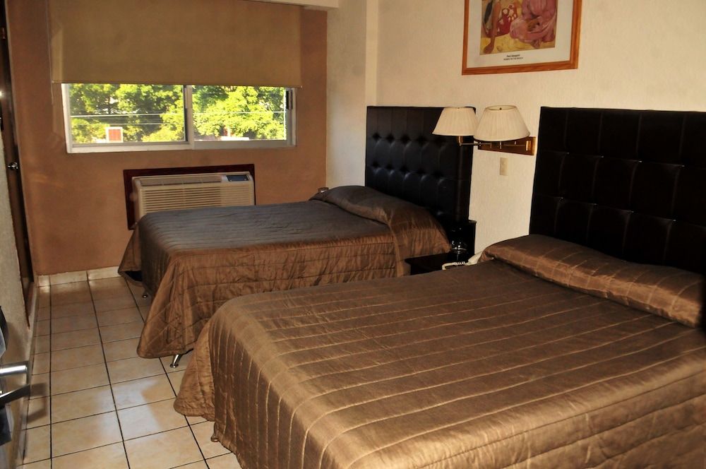 Hotel America Centro Classic Double Room, 2 Double Beds 2