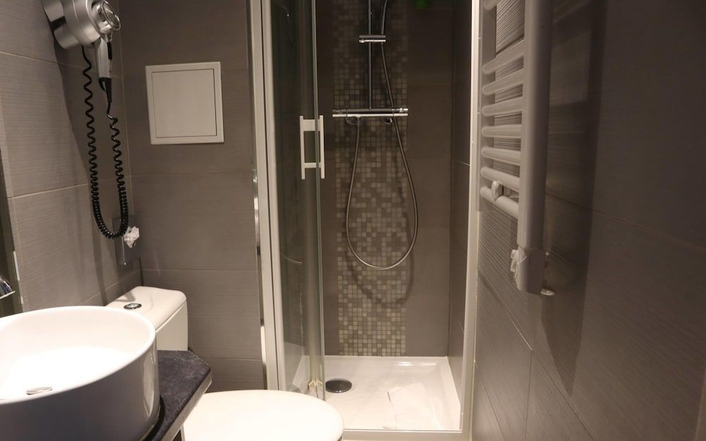 Timhotel Montmartre Comfort Double Room 7