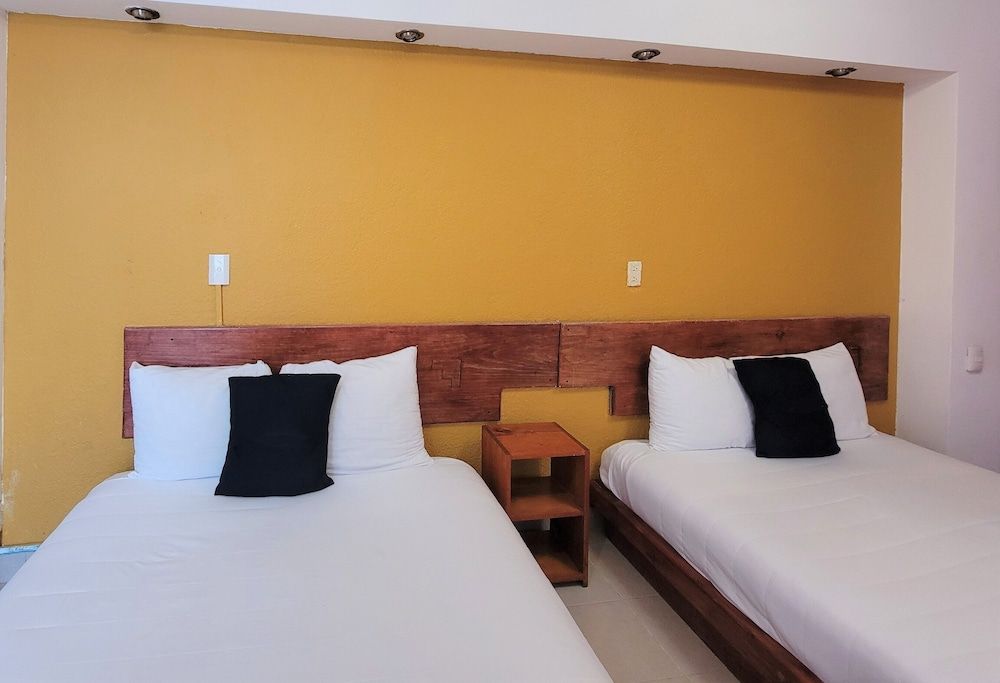 Hotel Dulce Luna Standard Double Room, 2 Double Beds 2