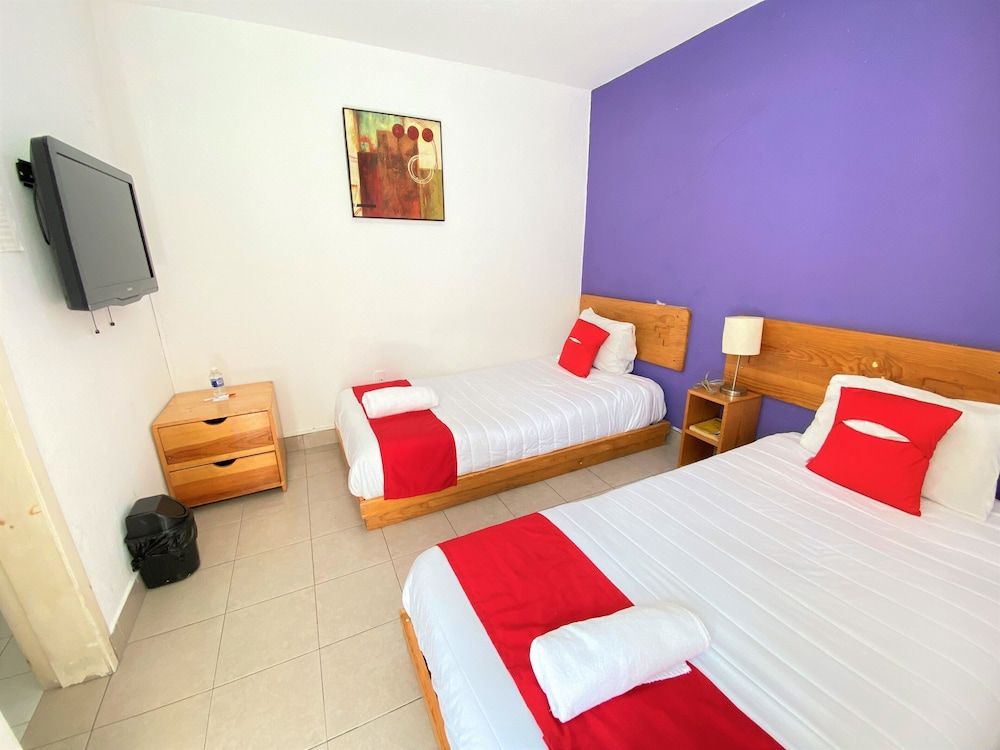 Hotel Dulce Luna Standard Room, 2 Twin Beds