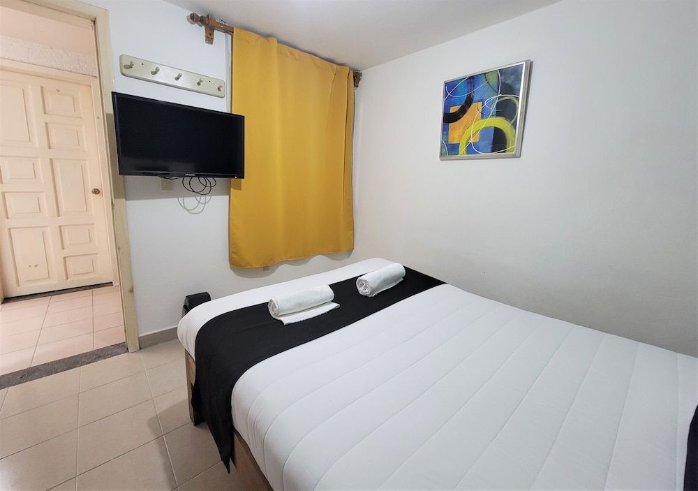 Hotel Dulce Luna Standard Room 2