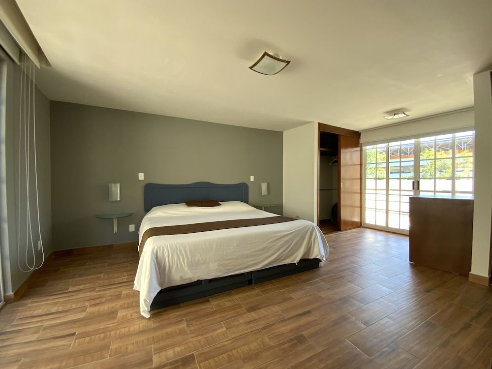 City Apartment, 1 Bedroom, Terrace, City View