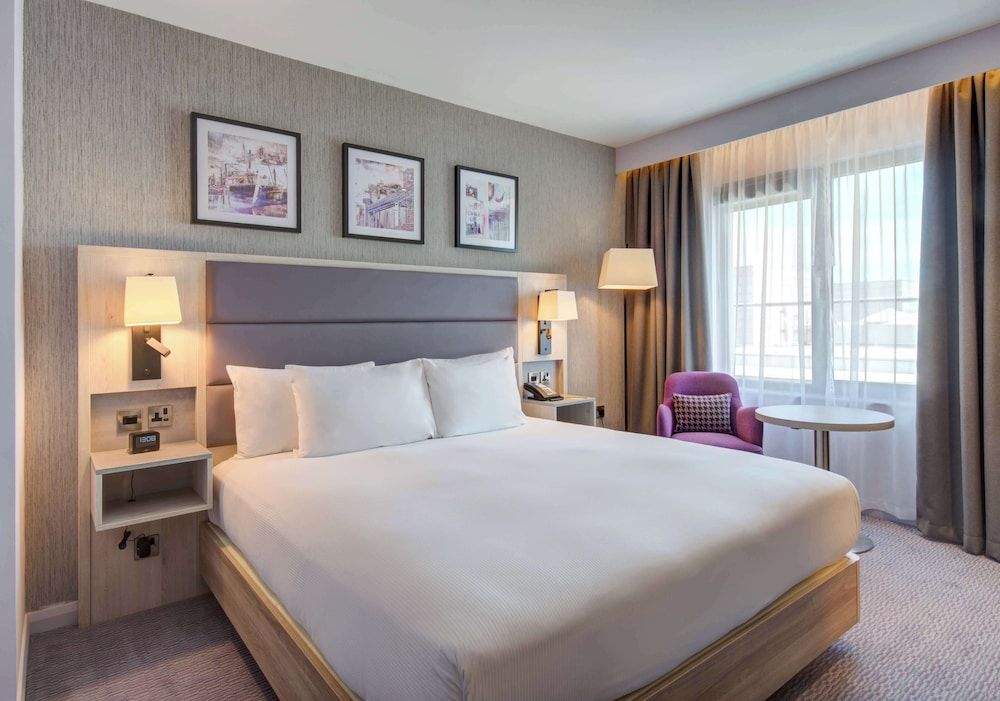 undefined Hilton Garden Inn Dublin City Centre 4