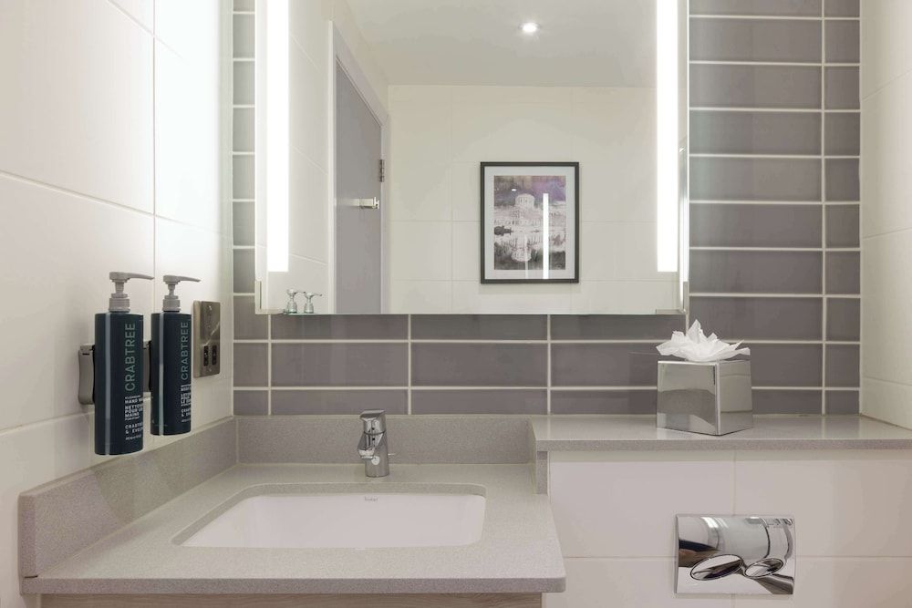 undefined Hilton Garden Inn Dublin City Centre 10
