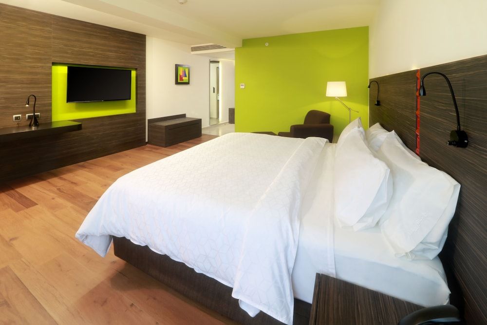 undefined Holiday Inn Express Mexico Aeropuerto by IHG