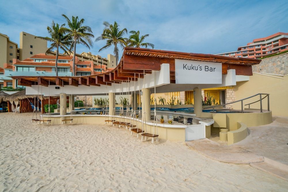 undefined Family 3 Bedroom Ocean Villa By Wyndham Grand Cancun 2