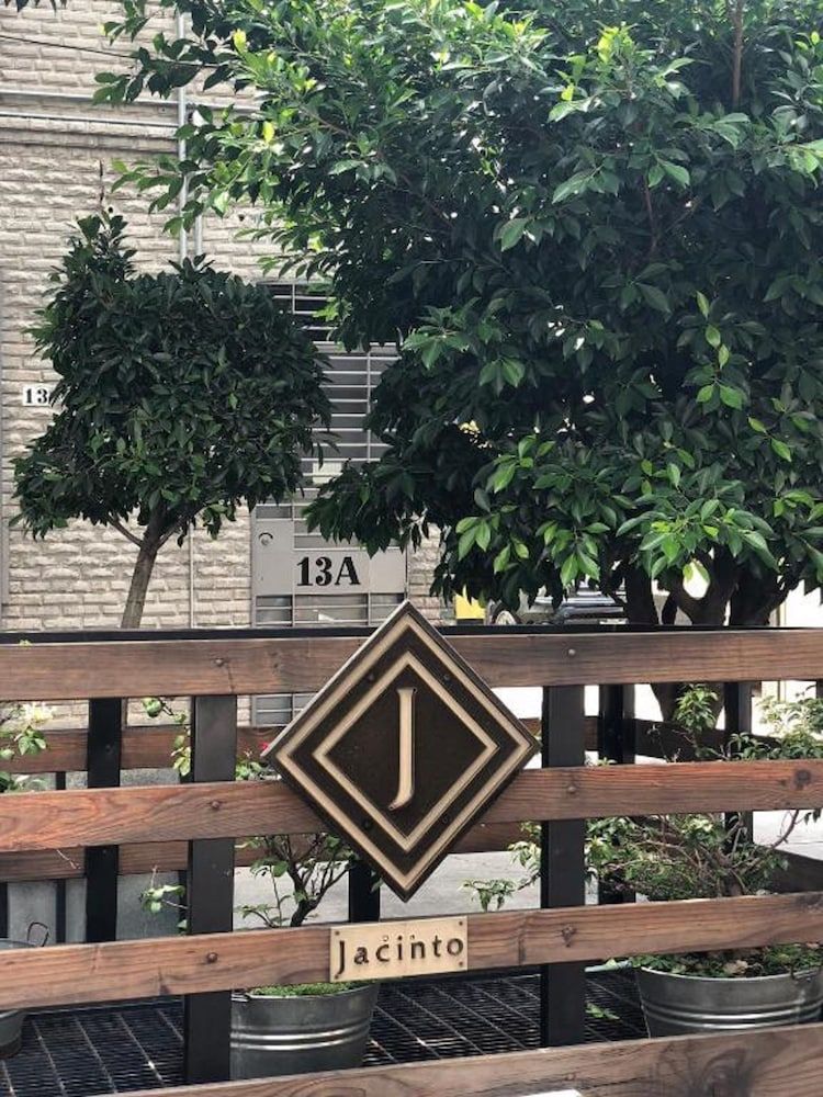 undefined Don Jacinto Stay&Sip 6