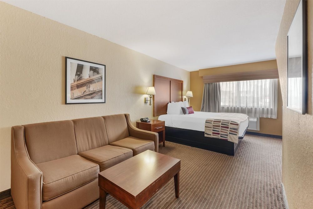 Suite, Multiple Beds, Non Smoking, Refrigerator & Microwave (with Sofabed)
