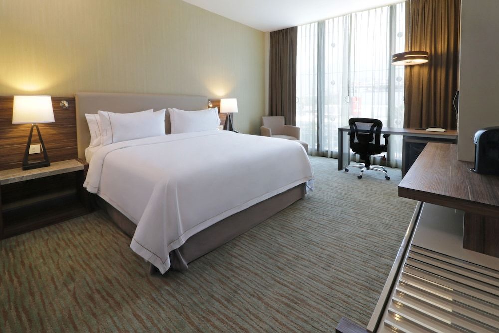 Junior Suite, 1 King Bed