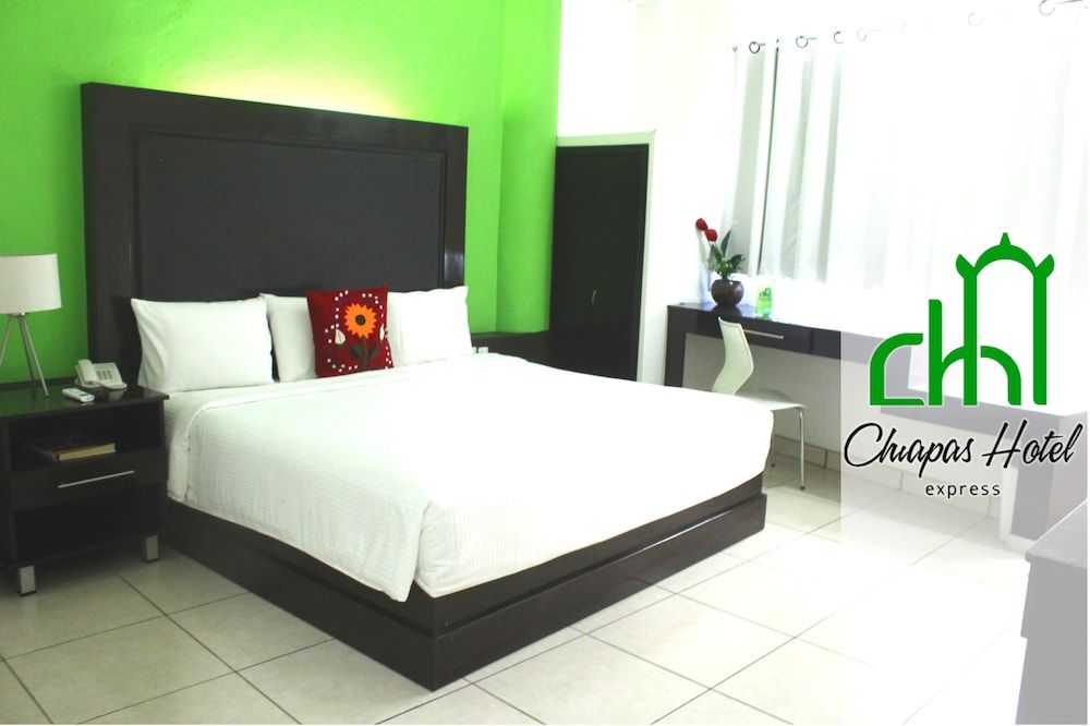 Chiapas Hotel Express Standard Double Room, 1 King Bed 5