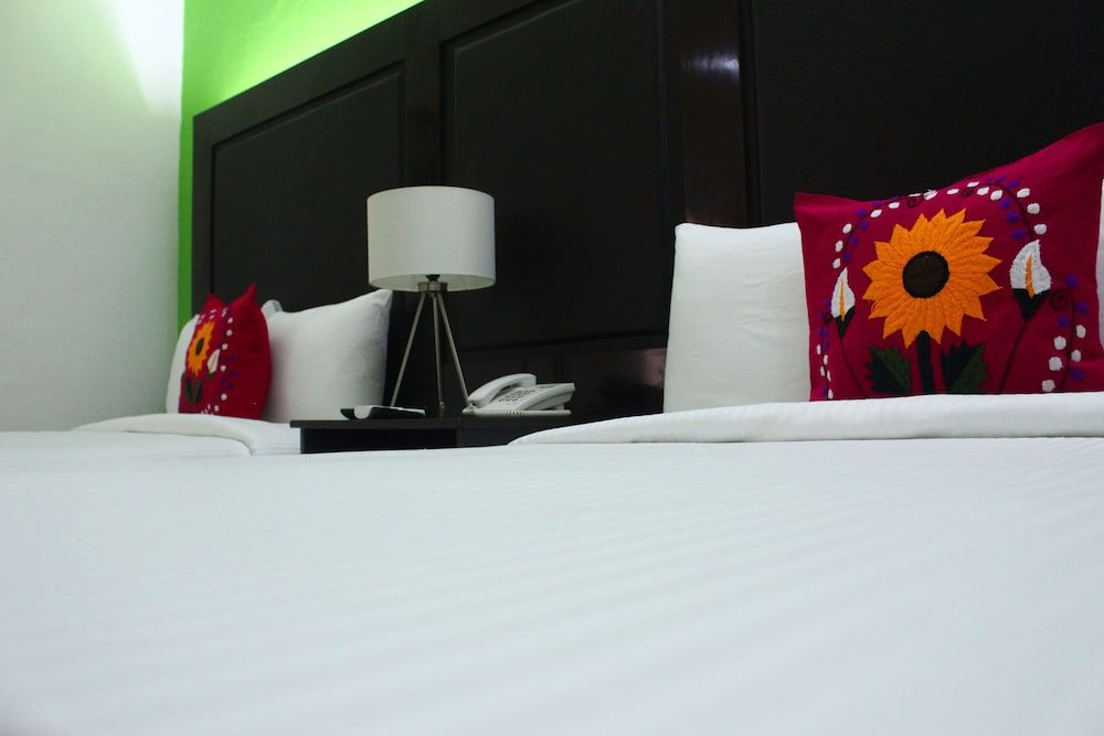 Chiapas Hotel Express Standard Room, 2 Double Beds 4
