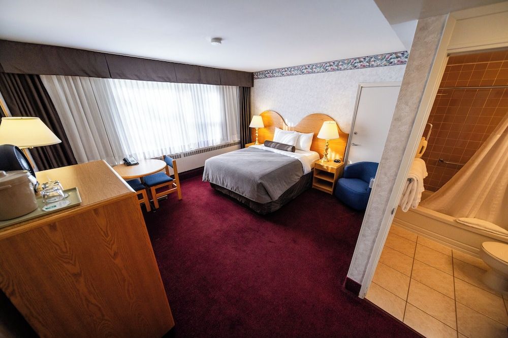 Bow View Lodge Run of House 3