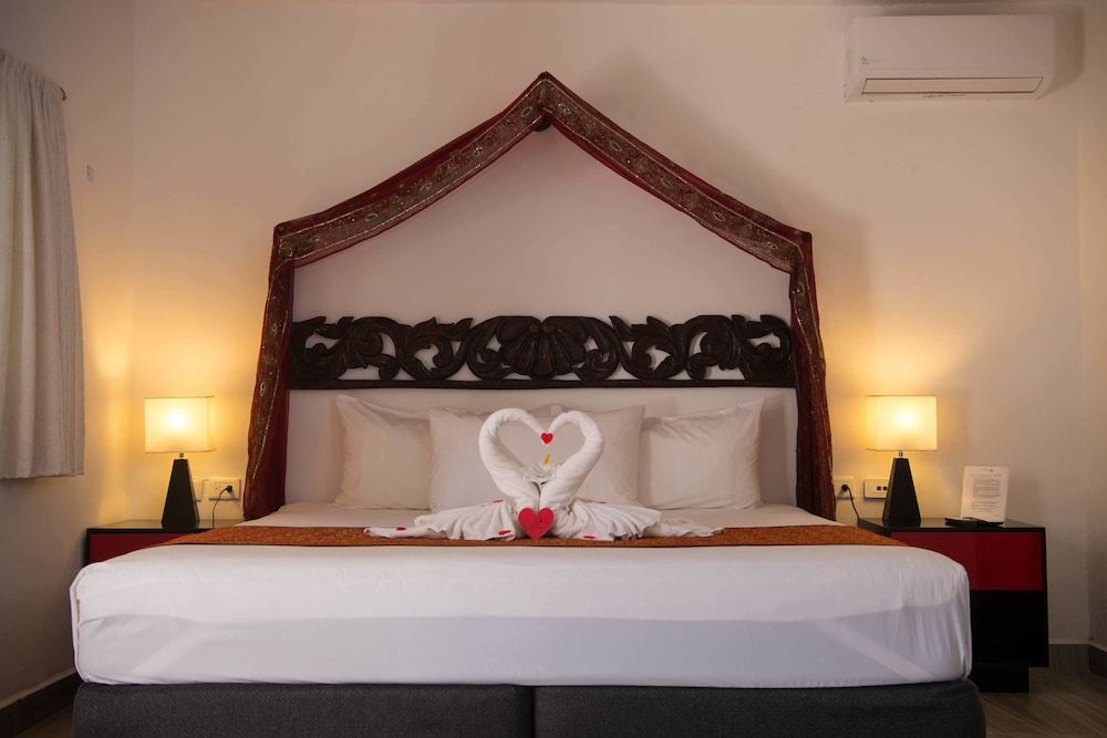 undefined Ocean Zen Suites on 5th Avenue - Adults Only 3