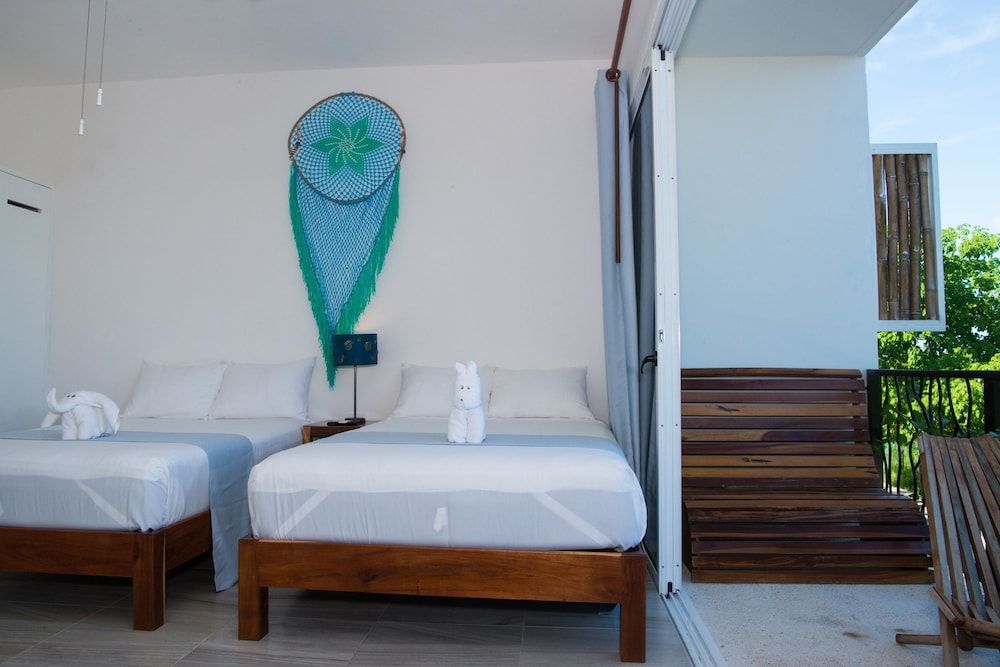 Ocean Zen Suites on 5th Avenue - Adults Only