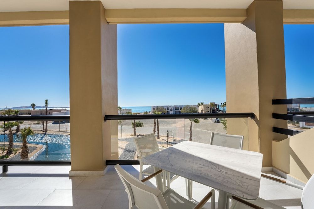 Laguna Shores Resort Family Condo, 2 Bedrooms, Balcony, Sea View 3