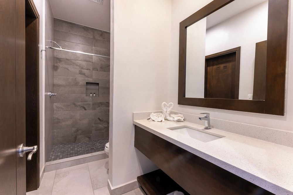 Laguna Shores Resort Family Condo, 2 Bedrooms, Balcony, Sea View 5