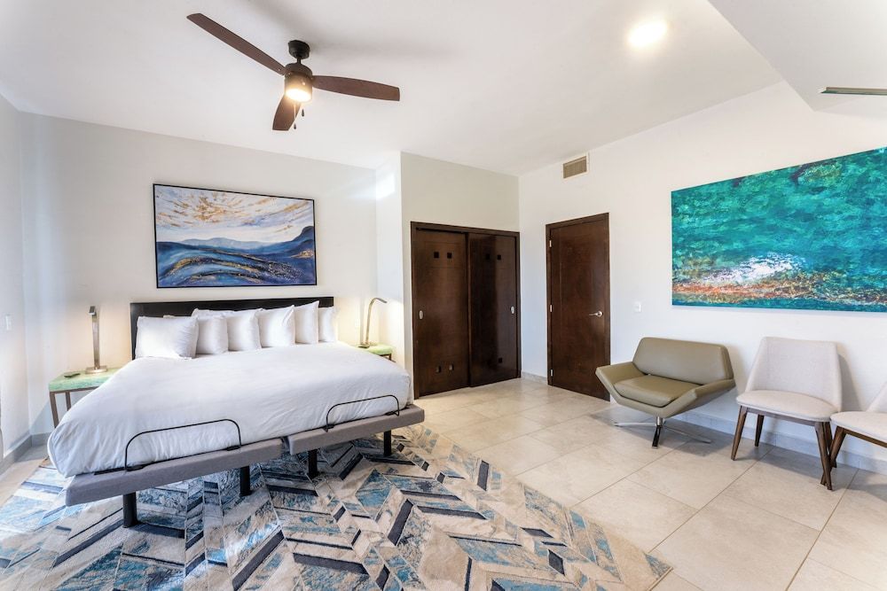 Laguna Shores Resort Family Penthouse, 2 Bedrooms, Balcony, Beach View