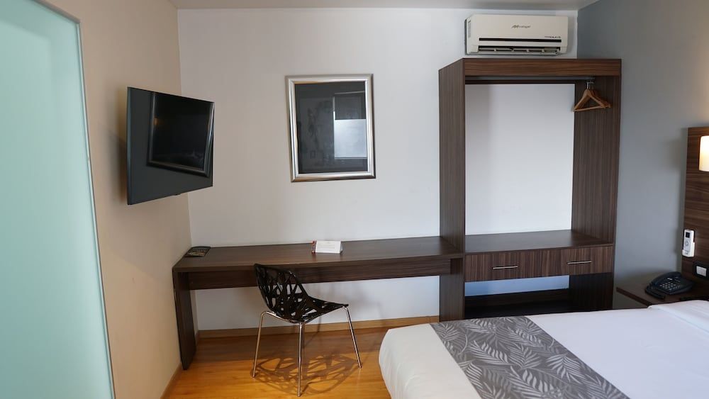 El Hotel Business Class – Zamora Centro Superior Room, 1 Queen Bed 10
