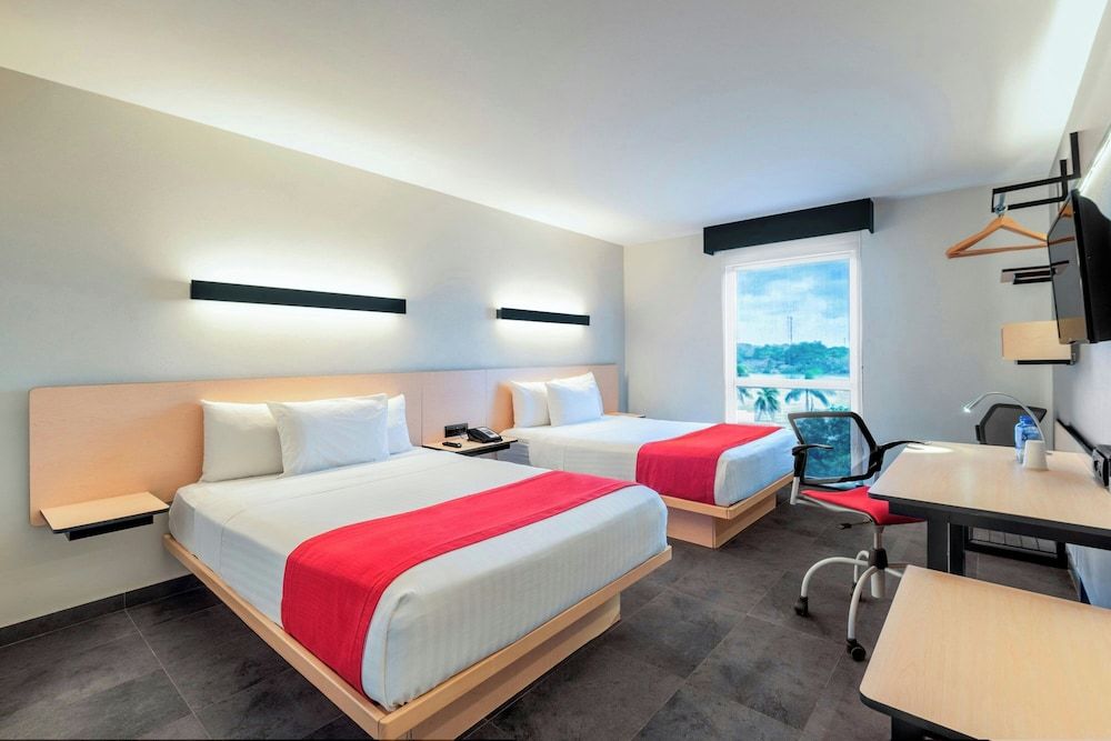 City Express by Marriott Tuxpan Room, 2 Double Beds 3