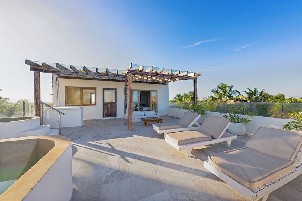 Playa Canek Beachfront Eco Hotel