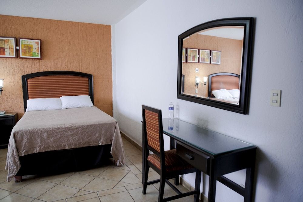 EH Ejecutivo Urban Hotel Family Room