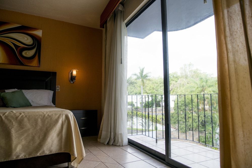 EH Ejecutivo Urban Hotel Comfort Single Room 8