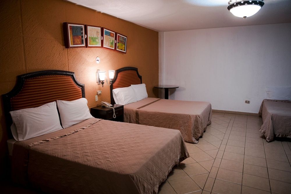 EH Ejecutivo Urban Hotel Junior Suite 2