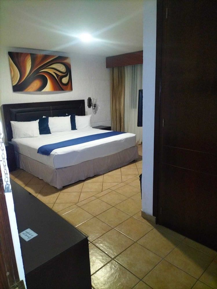 EH Ejecutivo Urban Hotel Comfort Single Room 3