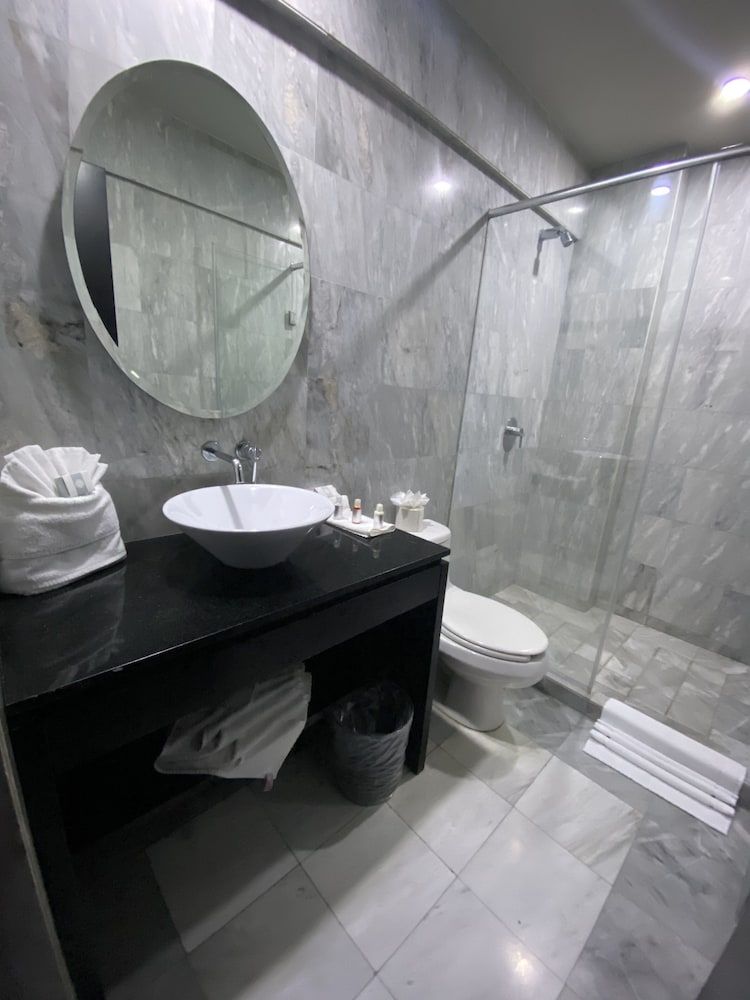 Suites Ganges Standard Suite 5