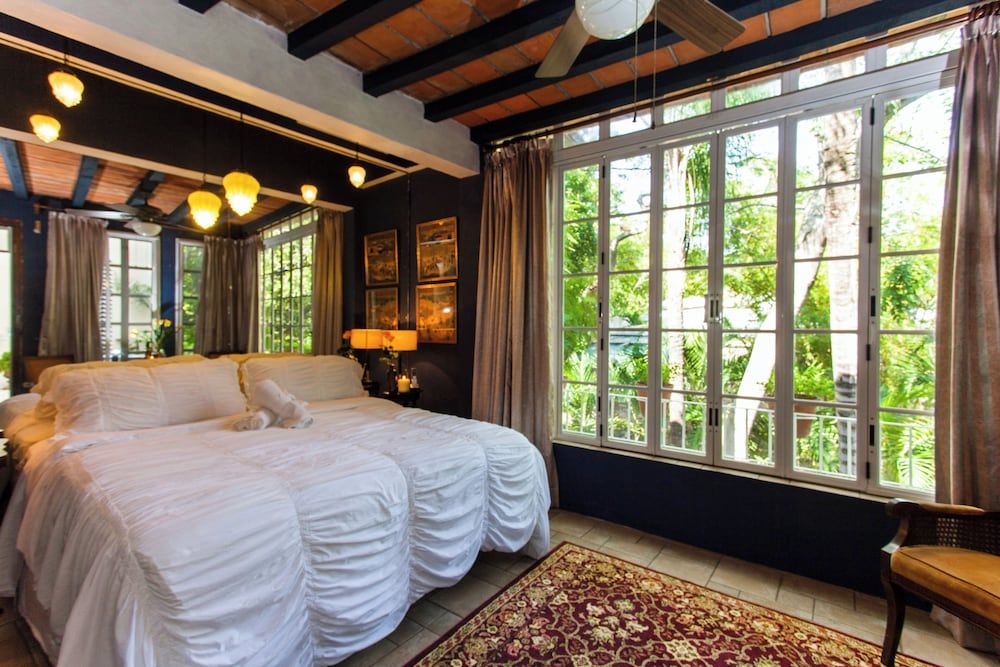 King Bedroom
