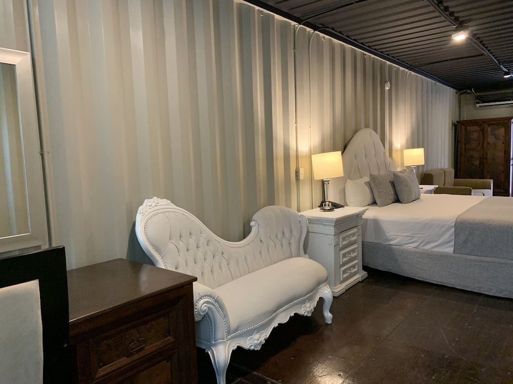 Junior Suite King