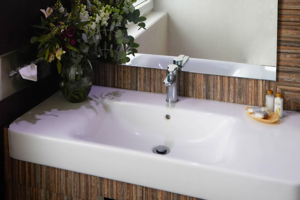 Comfort Inn Puebla Centro Histórico Standard Room, 2 Queen Beds, Non Smoking 6