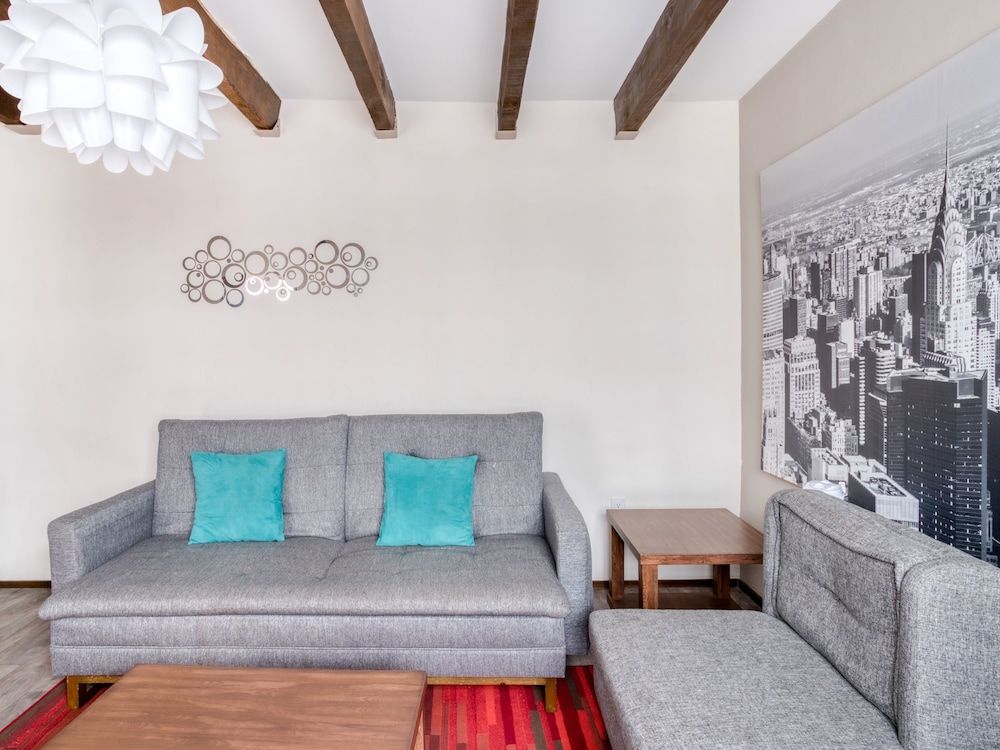 OM686 Urban Lofts Short-Long Stays Standard Apartment, 1 King Bed with Sofa bed 8