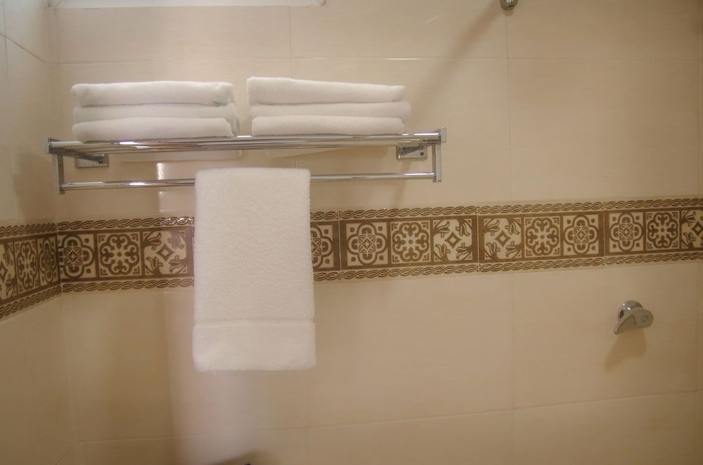 Hotel Casa Blanca Deluxe Room, 1 King Bed, Garden View 14