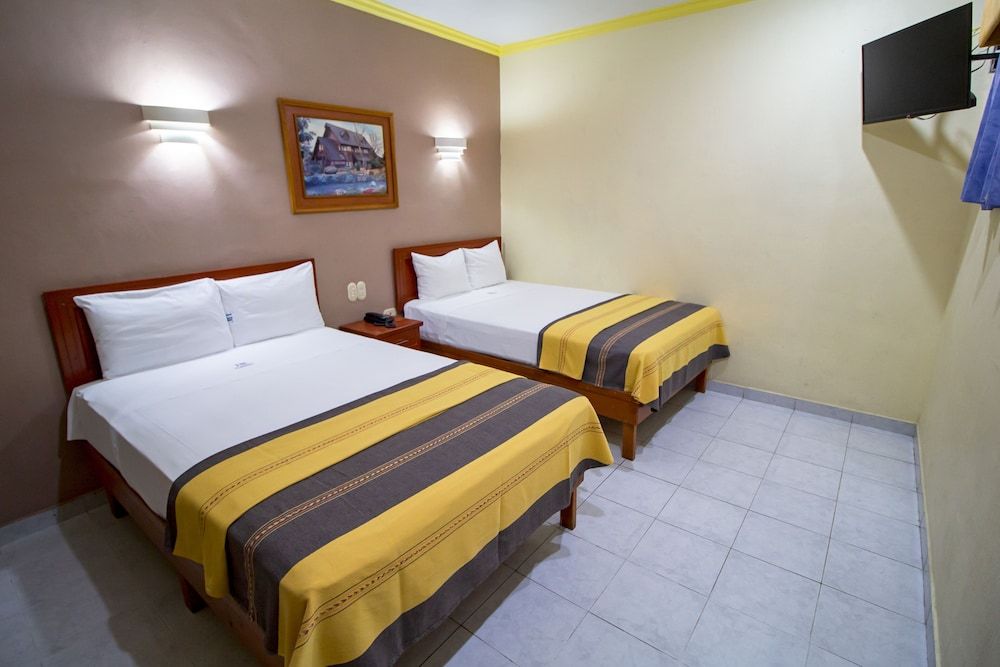 Basic Double Room, 2 Double Beds