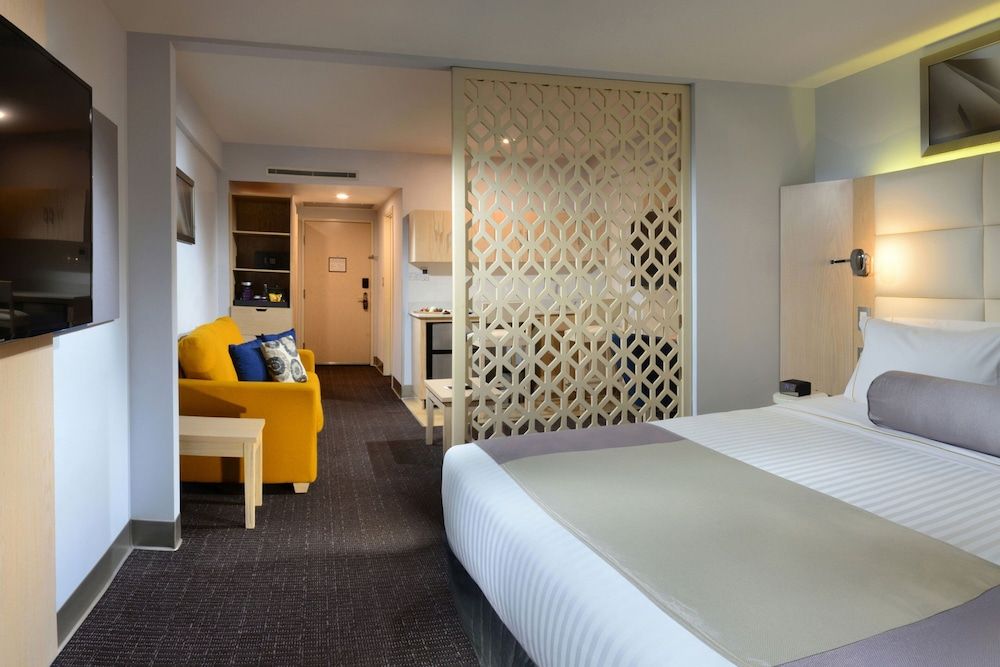 Junior Single Room, 1 King Bed with Sofa bed, Non Smoking