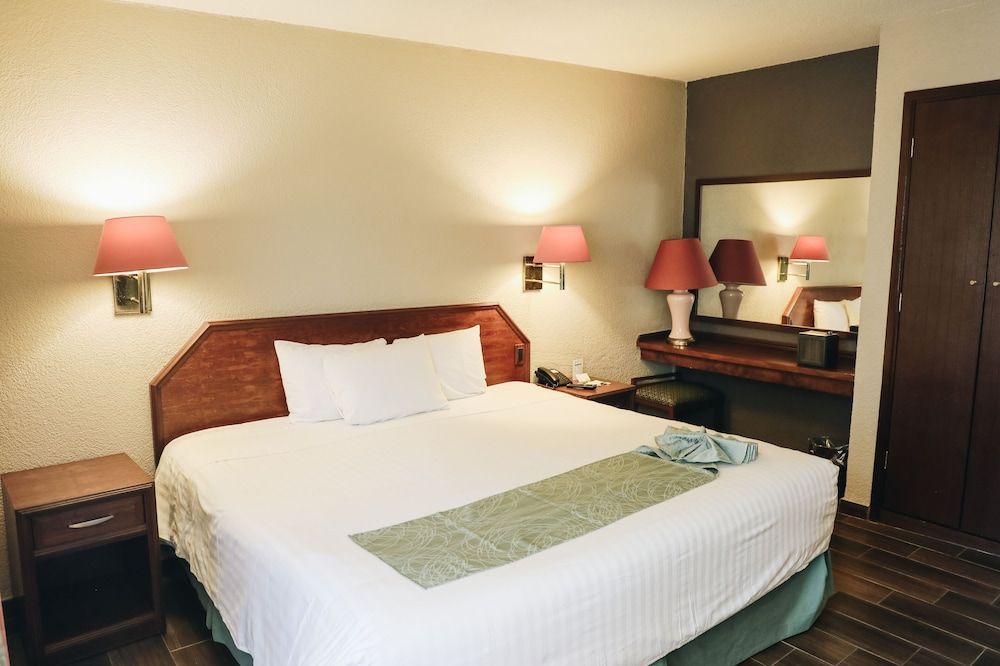 Hotel La Joya Tulancingo Premier Double Room, 1 King Bed 2