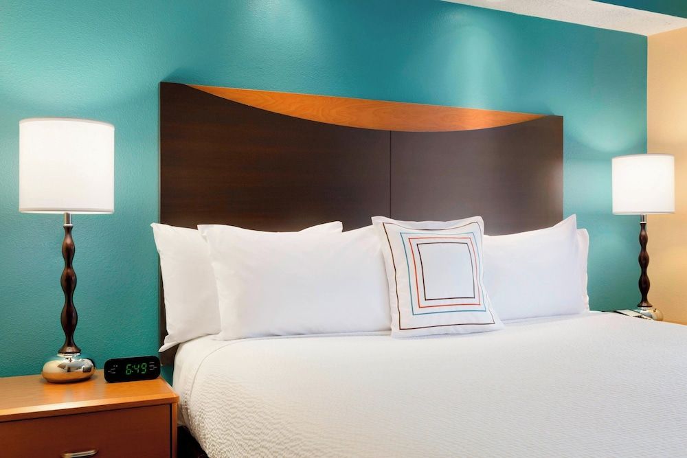 Executive Suite, 1 King Bed with Sofa bed, Non Smoking