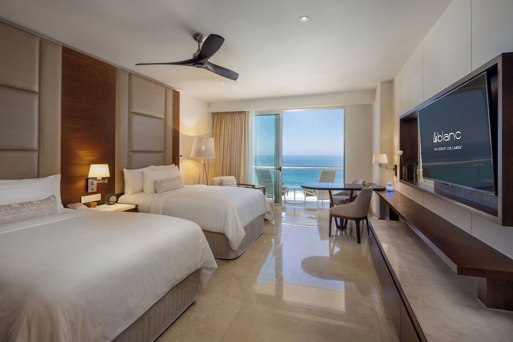 Royale Deluxe Ocean View - Two Double Beds