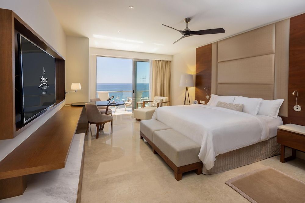 Royale Honeymoon Ocean View - Book 4 nights, Get 2 Free nights at Punta Cana