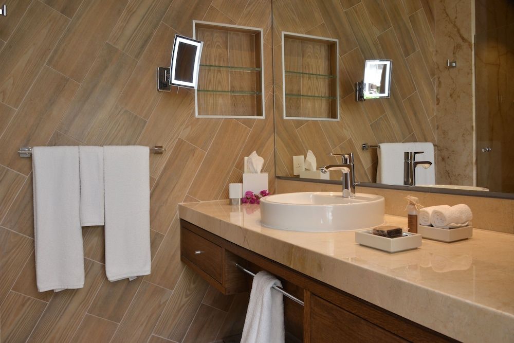 undefined Magia Beachside Condo 7