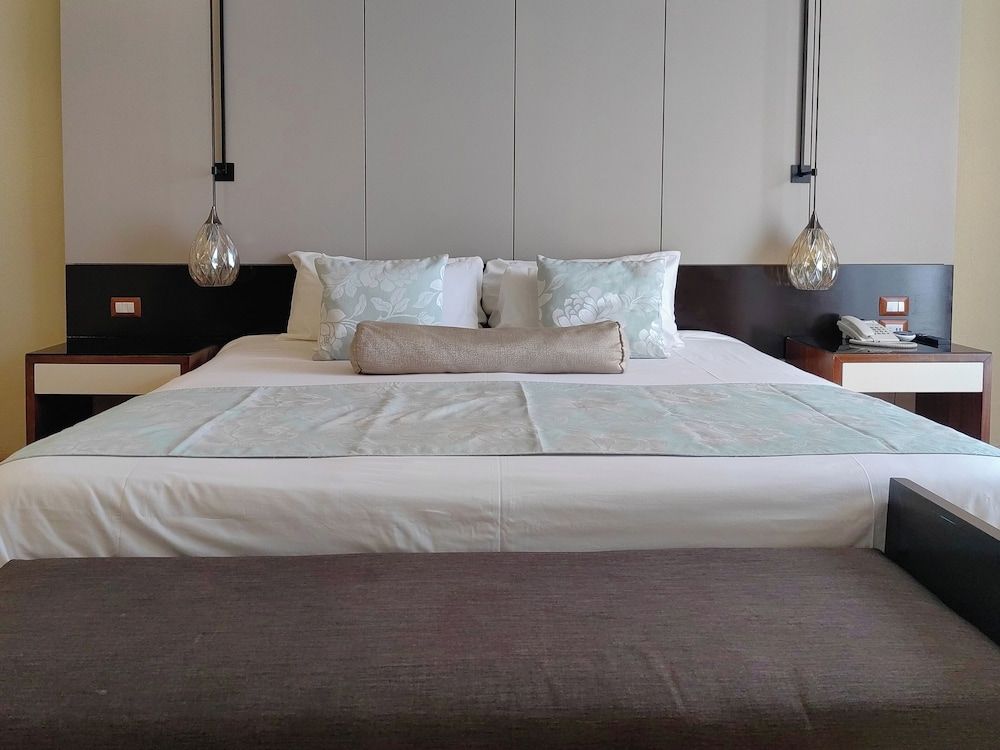 Alesia Hotel Boutique & Spa Deluxe Room 6