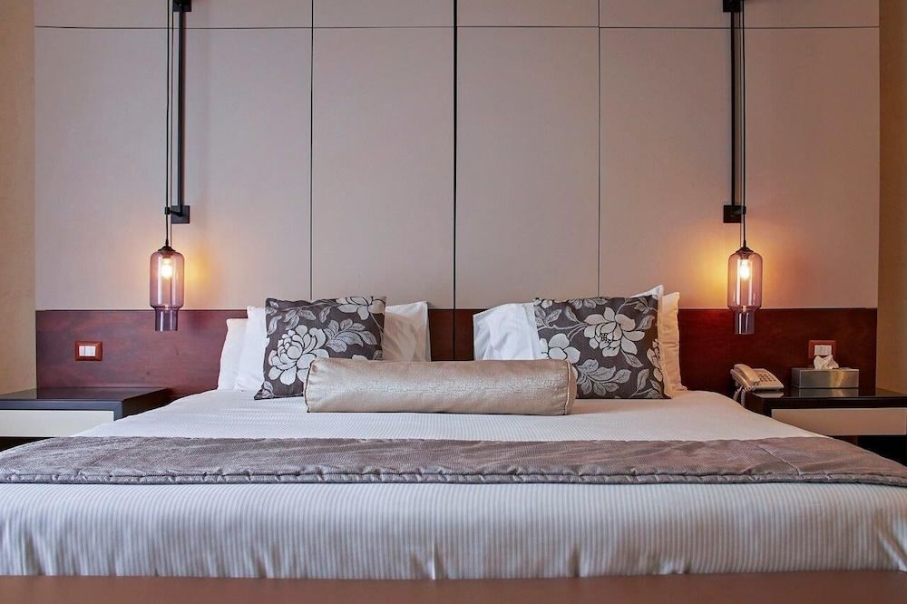 Alesia Hotel Boutique & Spa Deluxe Room 4