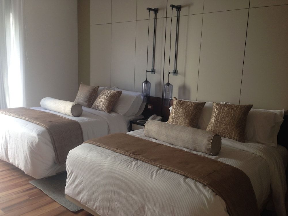 Alesia Hotel Boutique & Spa Deluxe Room 5