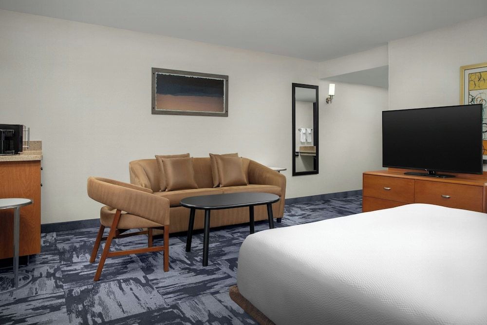 Room, 1 King Bed with Sofa bed, Non Smoking