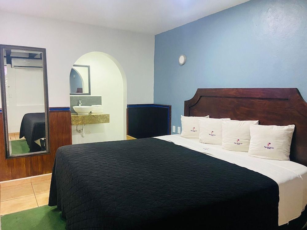 Hotel Baja del Sol Inn Room 2