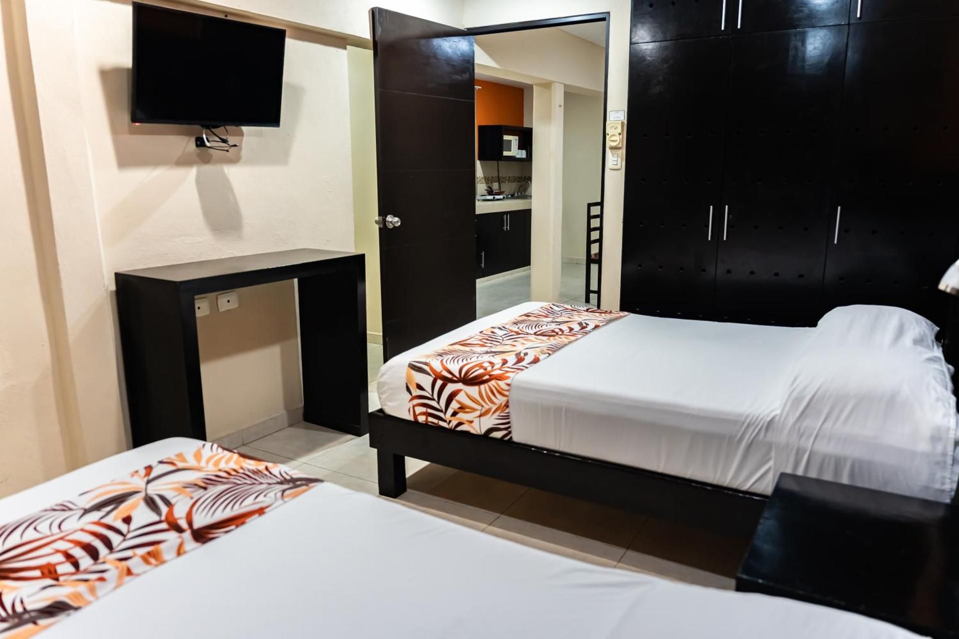 Hotel & Suites Domani Standard Double Suite 3
