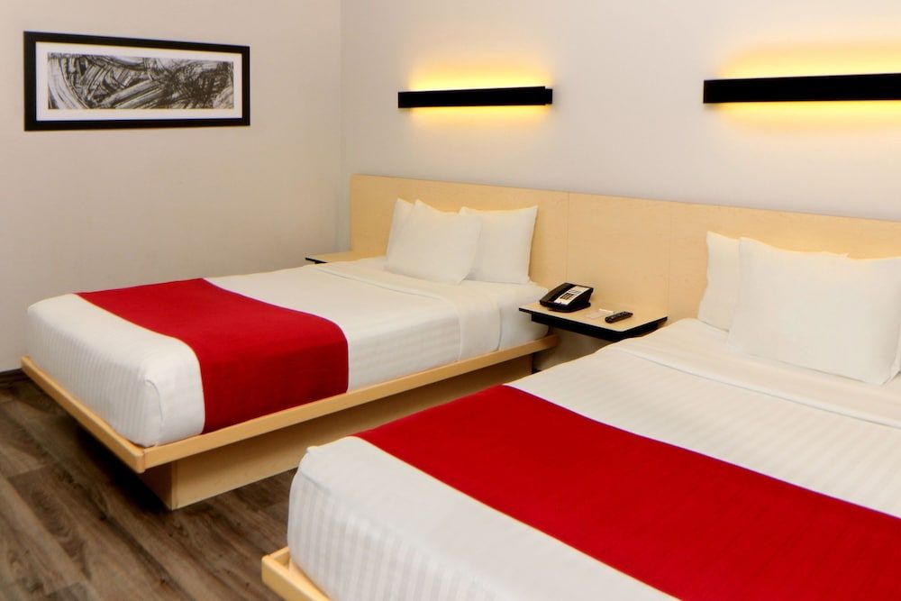 City Express Plus by Marriott Puerto Vallarta Room, 2 Double Beds 2