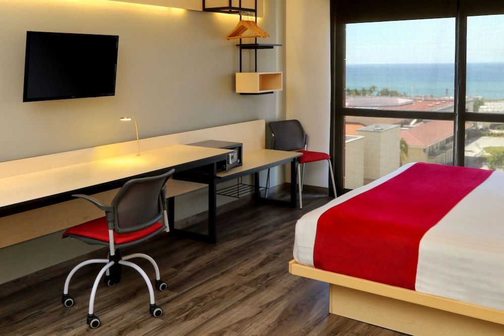 City Express Plus by Marriott Puerto Vallarta Superior Room, 1 King Bed with Sofa bed 4