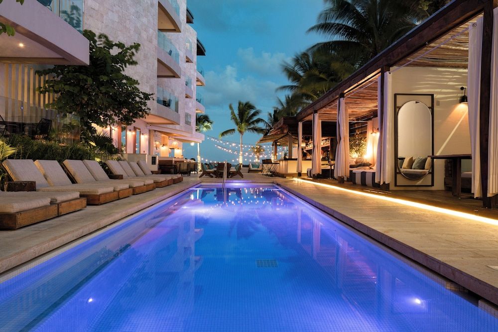 Thompson Playa Del Carmen Beach House, by Hyatt Room, 1 King Bed, Terrace, Pool View 4